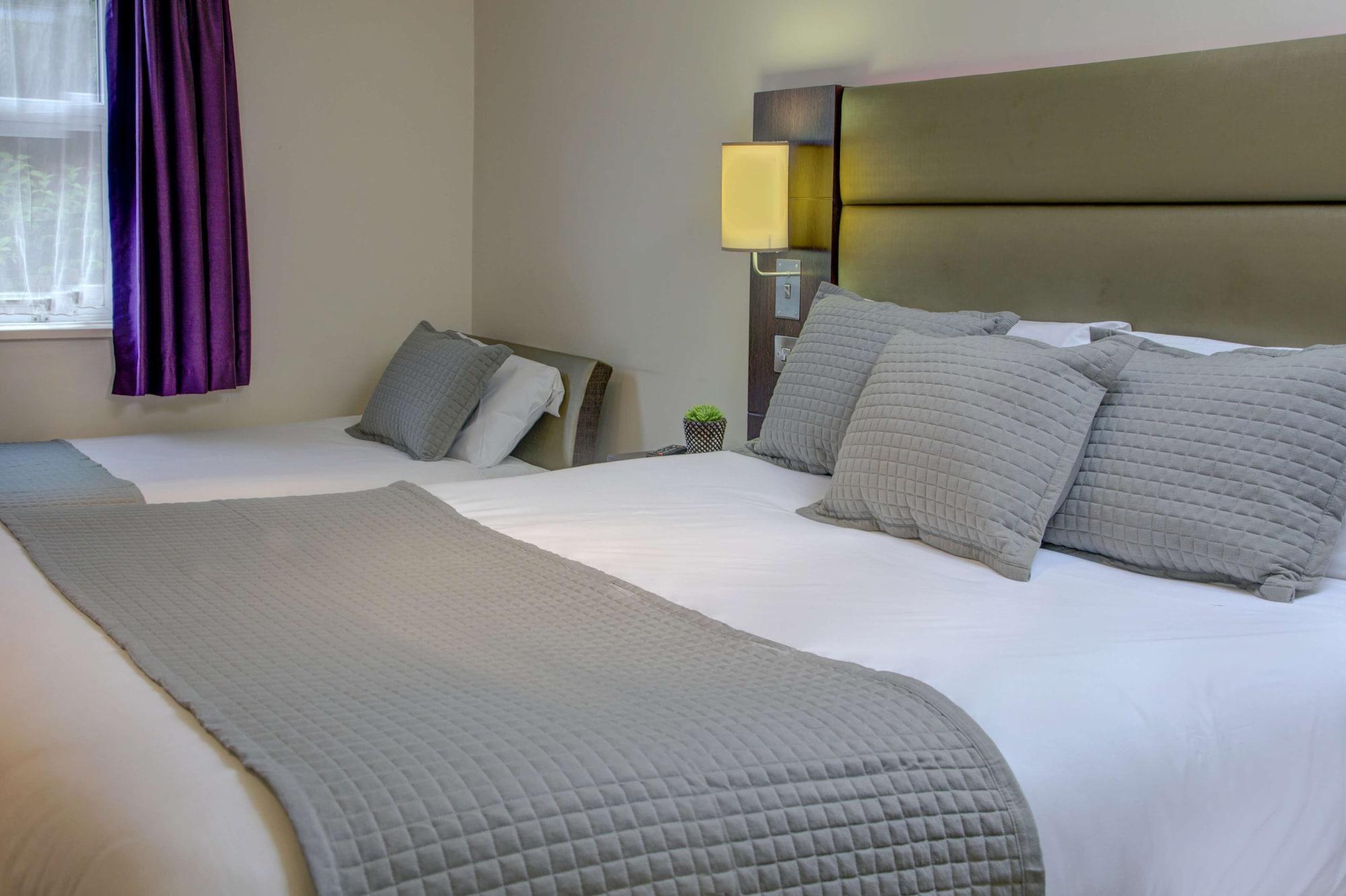 Premier Inn Huddersfield West Bagian luar foto