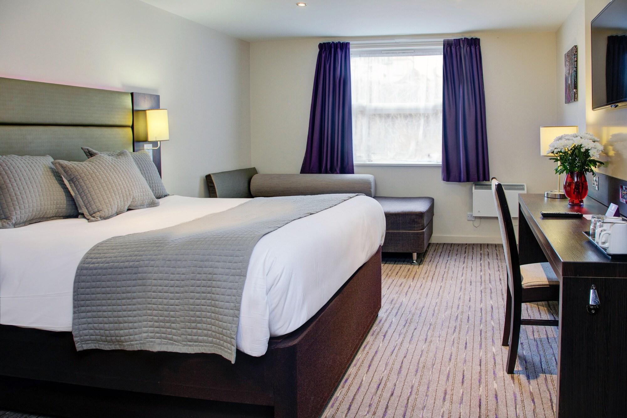 Premier Inn Huddersfield West Bagian luar foto
