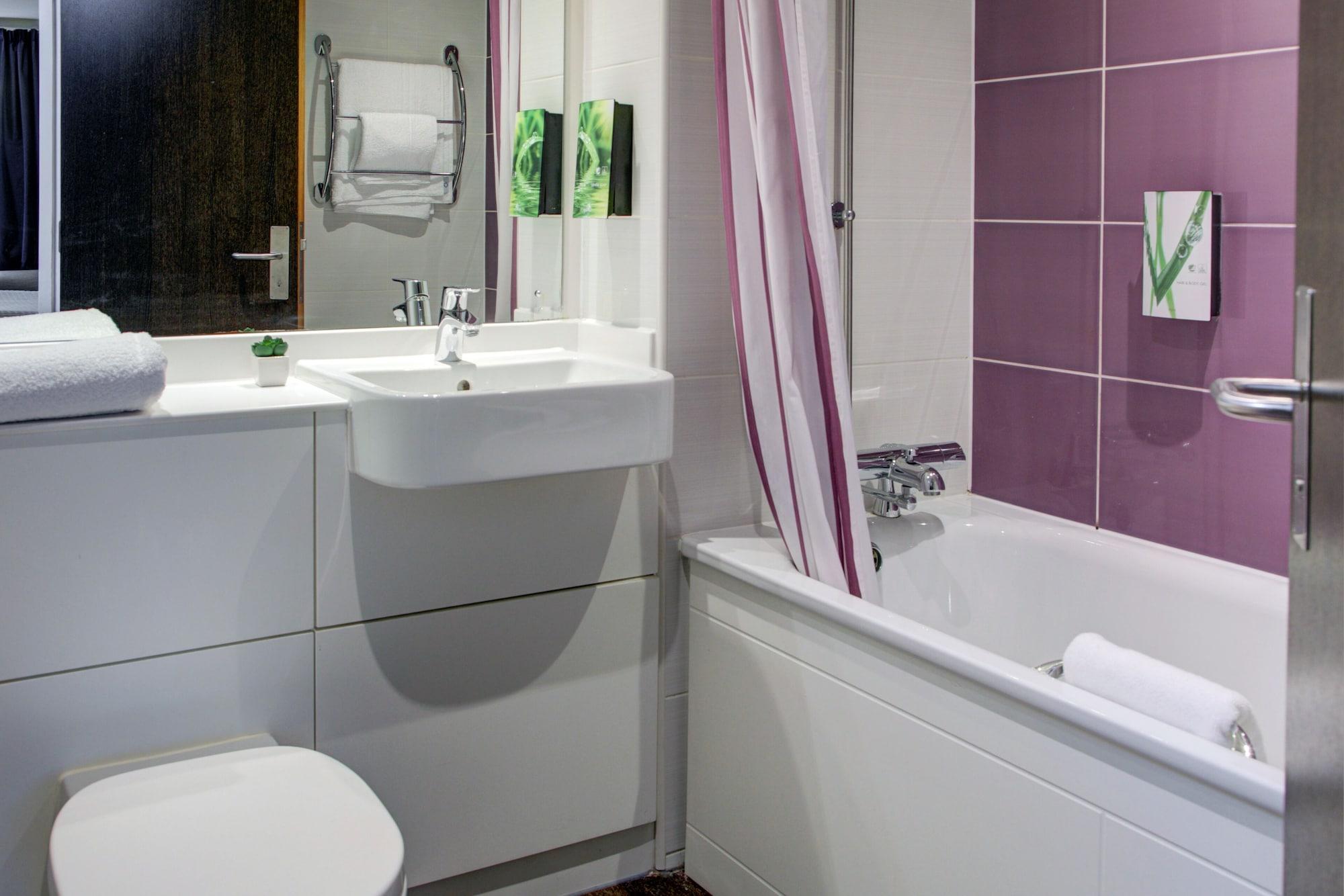 Premier Inn Huddersfield West Bagian luar foto