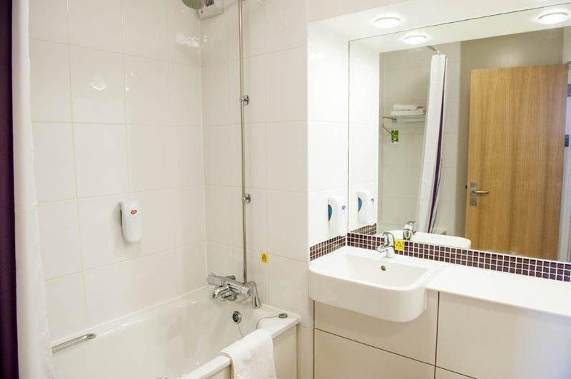Premier Inn Huddersfield West Bagian luar foto