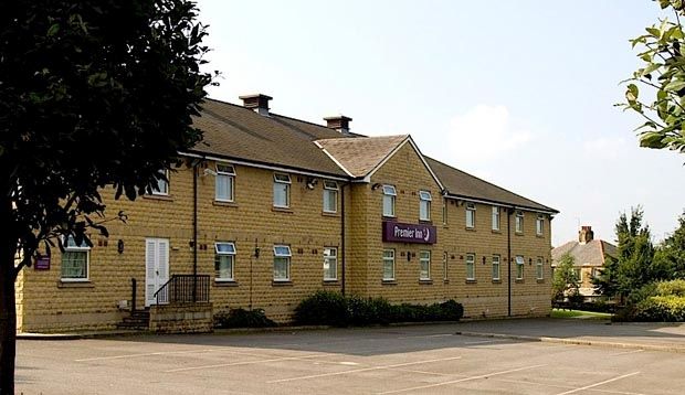 Premier Inn Huddersfield West Bagian luar foto